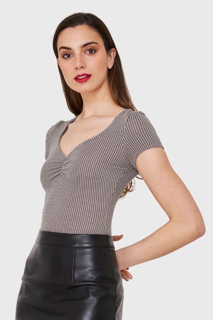 Body Texturizado Acanalado Gris Nicopoly-2