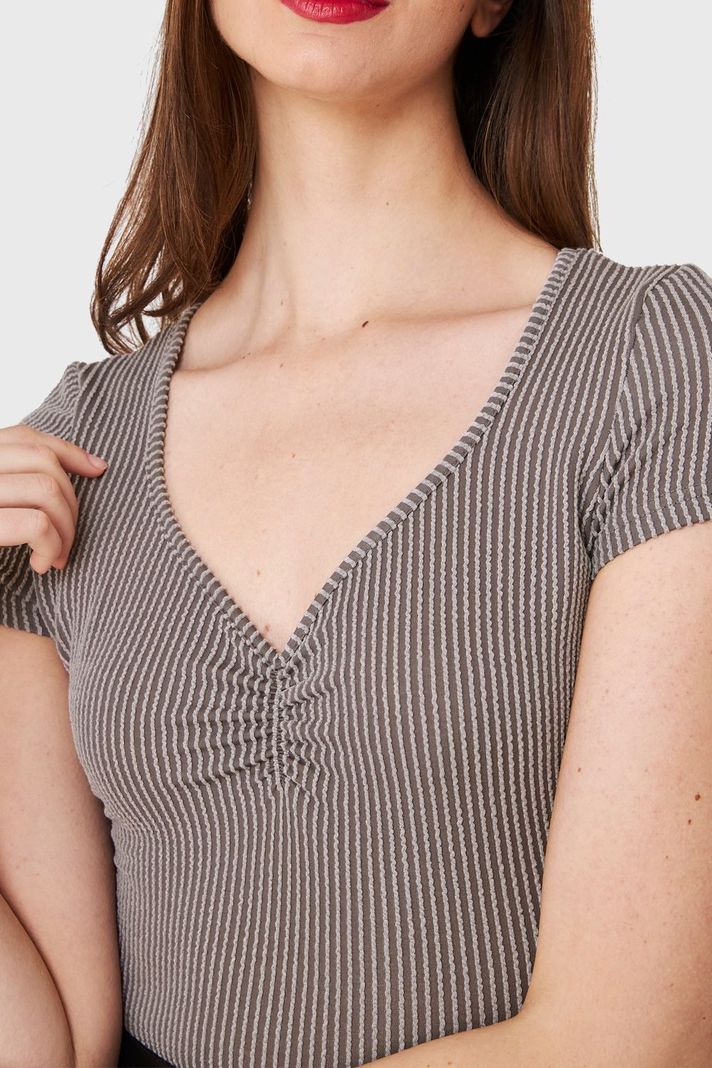 Body Texturizado Acanalado Gris Nicopoly-5