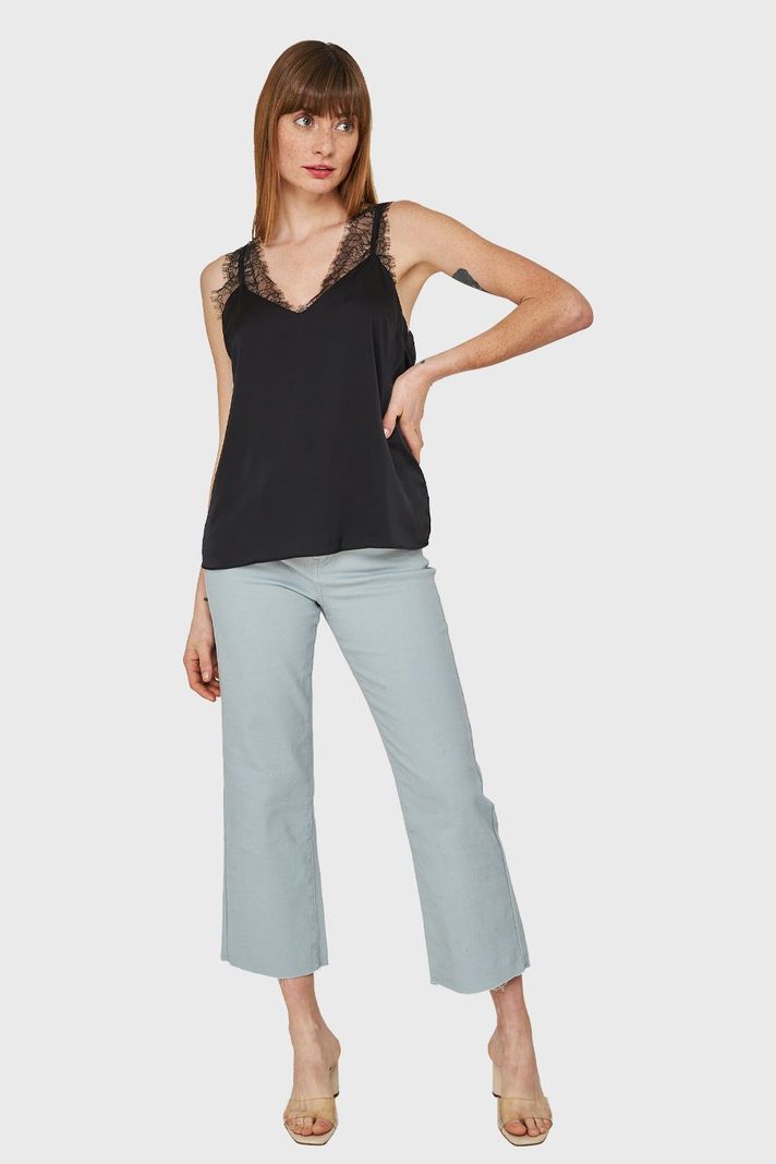 Blusa Satín Encaje Tirante Ancho Negro Nicopoly-1