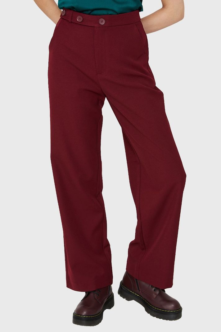 Pantalón Recto Botones Burdeos Nicopoly-4