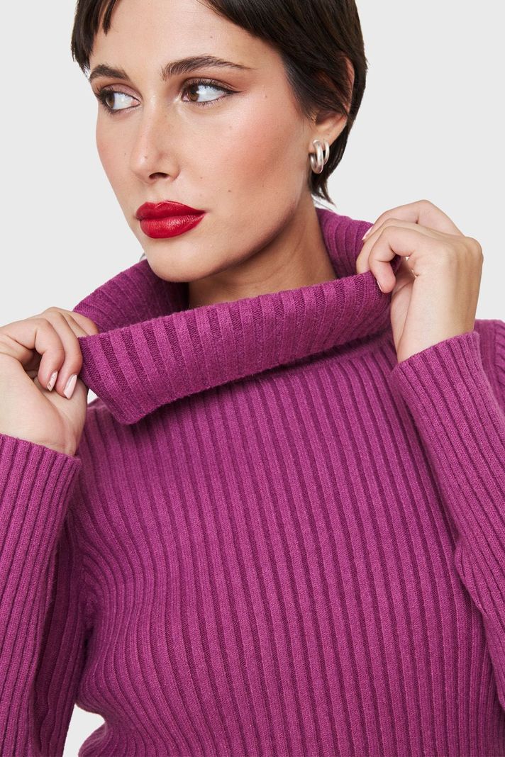 Sweater Crop Cuello Tortuga Magenta Nicopoly-5