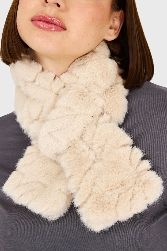 Cuello Tipo Piel Beige Nicopoly-3