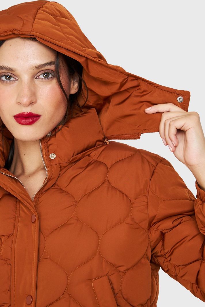 Parka Corta Quilt Con Gorro Óxido Nicopoly-5
