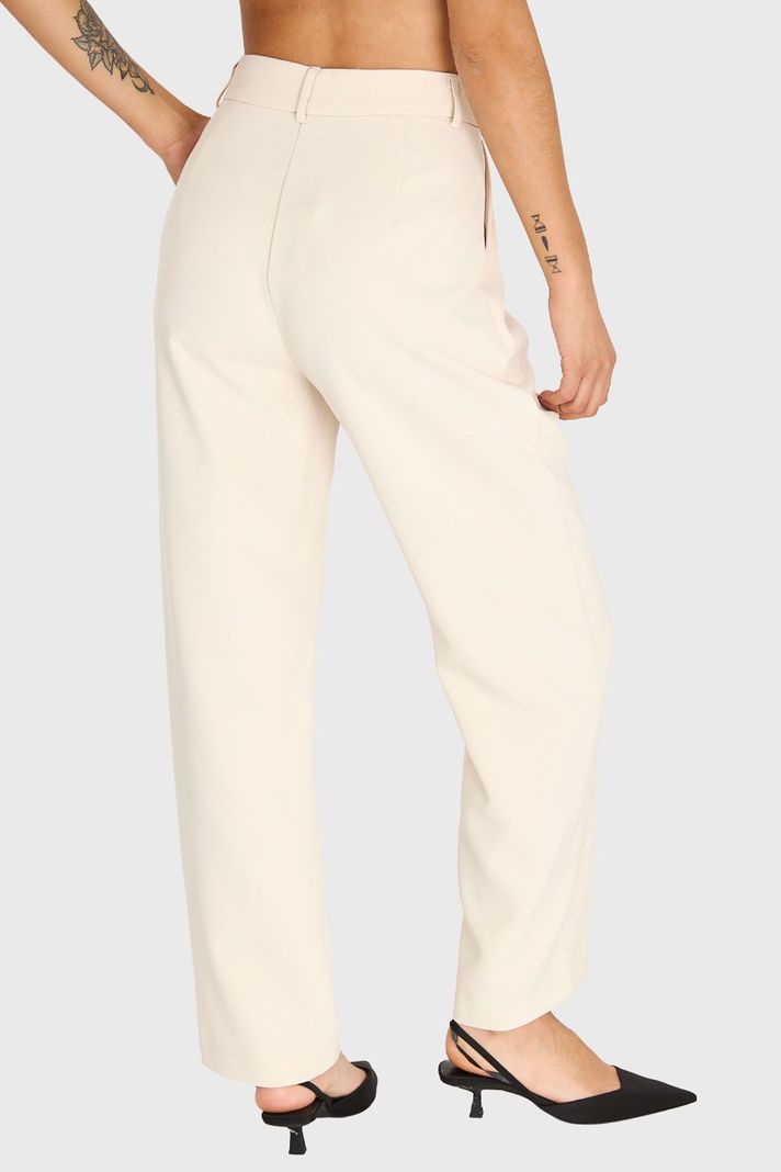 Pantalón Recto Con Pinzas Beige Nicopoly-3