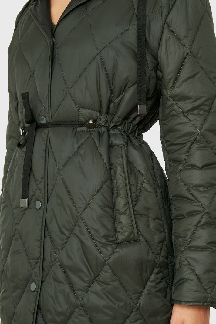 Parka Larga Quilt Cintura Ajustable Oliva Nicopoly-5