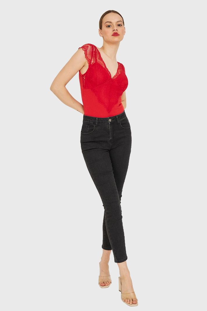 Body Escote Encaje Rojo Nicopoly-1
