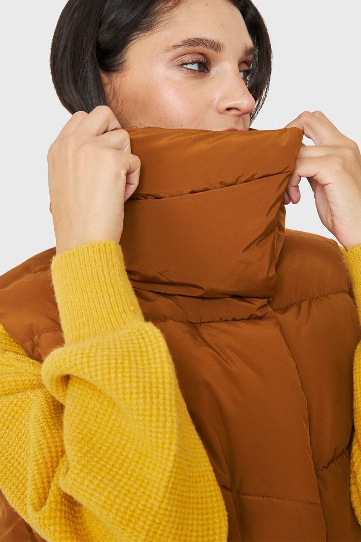 Parka Sin Mangas Imán Cuello Café Nicopoly-5