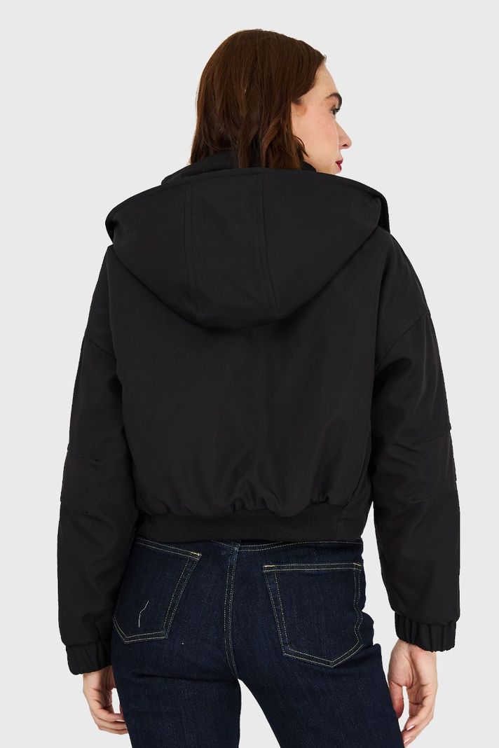 Chaqueta Corta Impermeable Negro Nicopoly-3