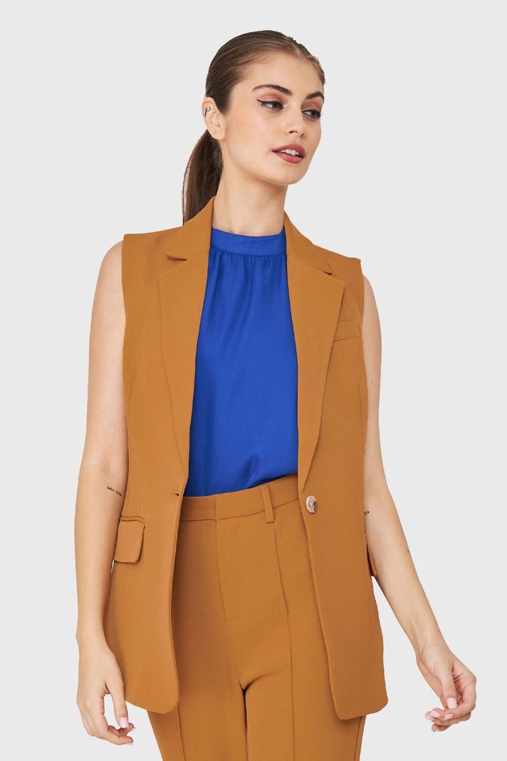 Blazer Sin Mangas Botón Lúcuma Nicopoly-0