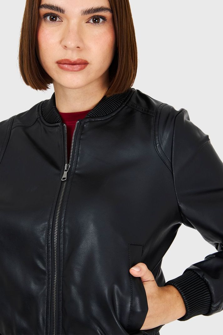 Bomber Ecocuero Negro Nicopoly-5
