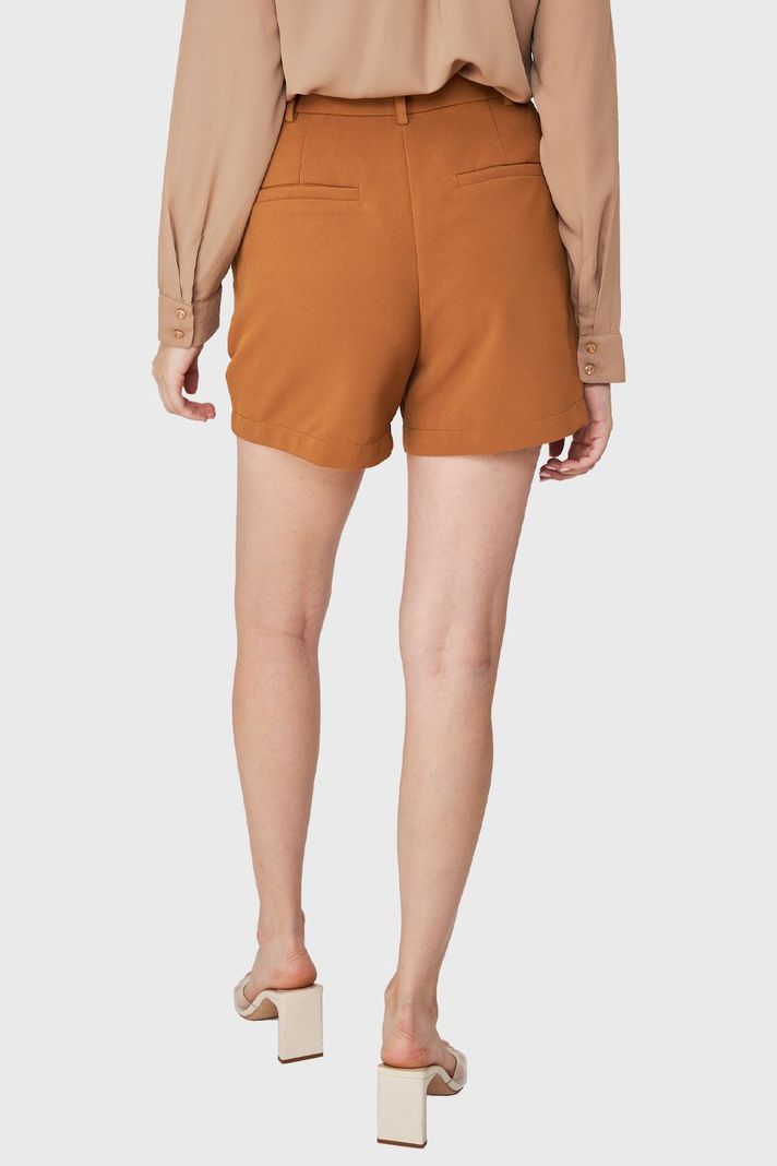 Short Básico Formal Camel Nicopoly-3