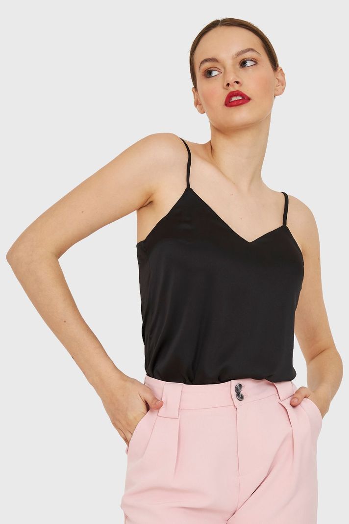 Top Básico Tipo Satín Negro Nicopoly-0
