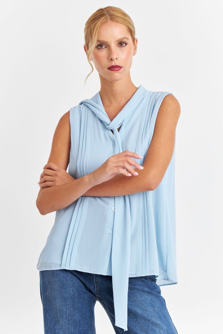 Blusa Cuello Tipo Corbata Celeste Nicopoly