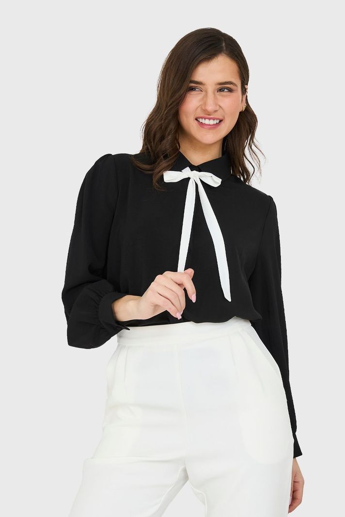 Blusa Con Lazo Desmontable Negro Nicopoly-4