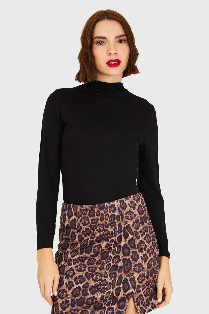 Polera Cuello Alto Negro Nicopoly-4