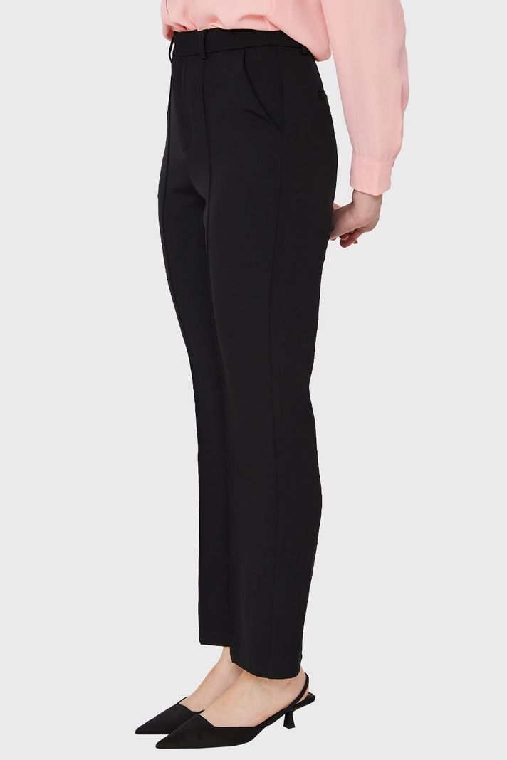 Pantalón Recto Costura Frontal Negro Nicopoly-2