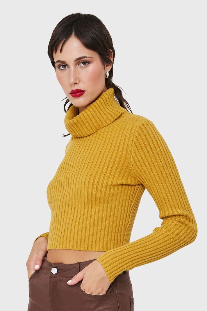 Sweater Crop Cuello Tortuga Mostaza Nicopoly-2